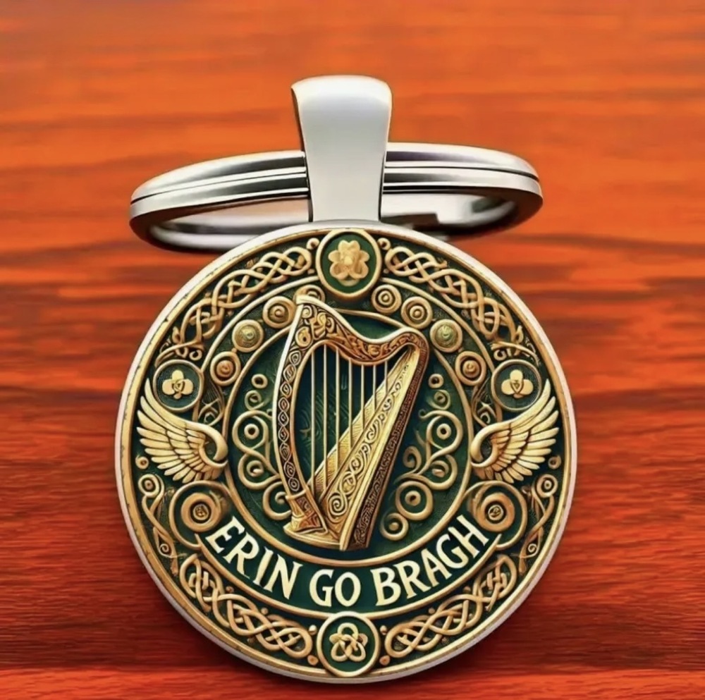 3/$25 Erin Go Bragh Harp Keychain NEW
